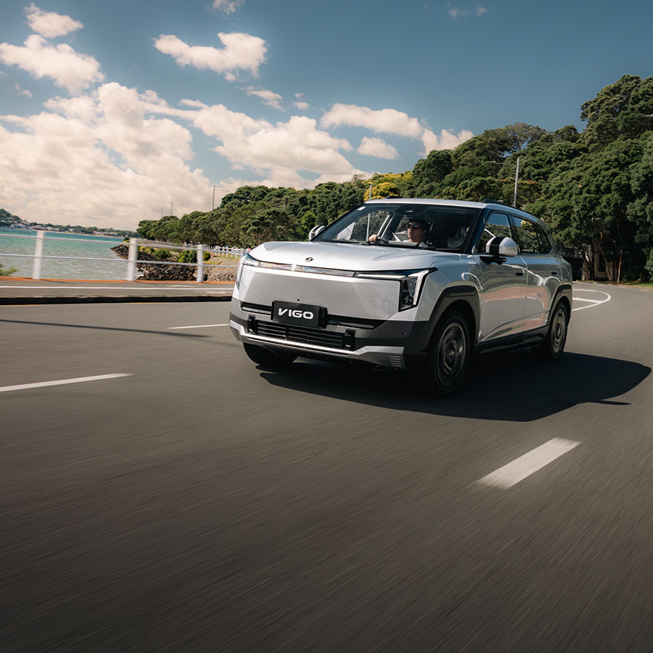 Dongfeng VIGO all-electric SUV demonstrating its electric performance
