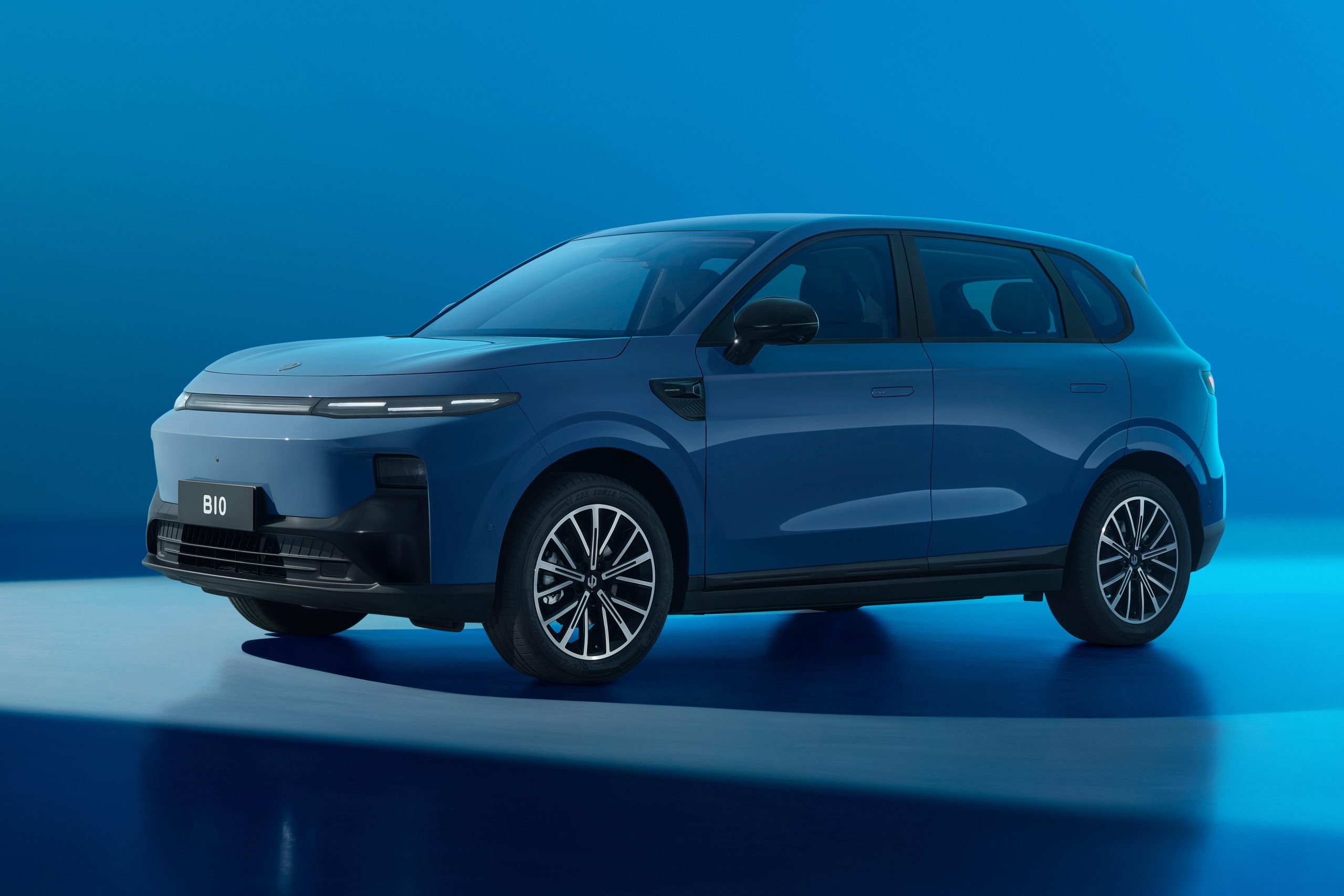 Leapmotor B10 SUV exterior