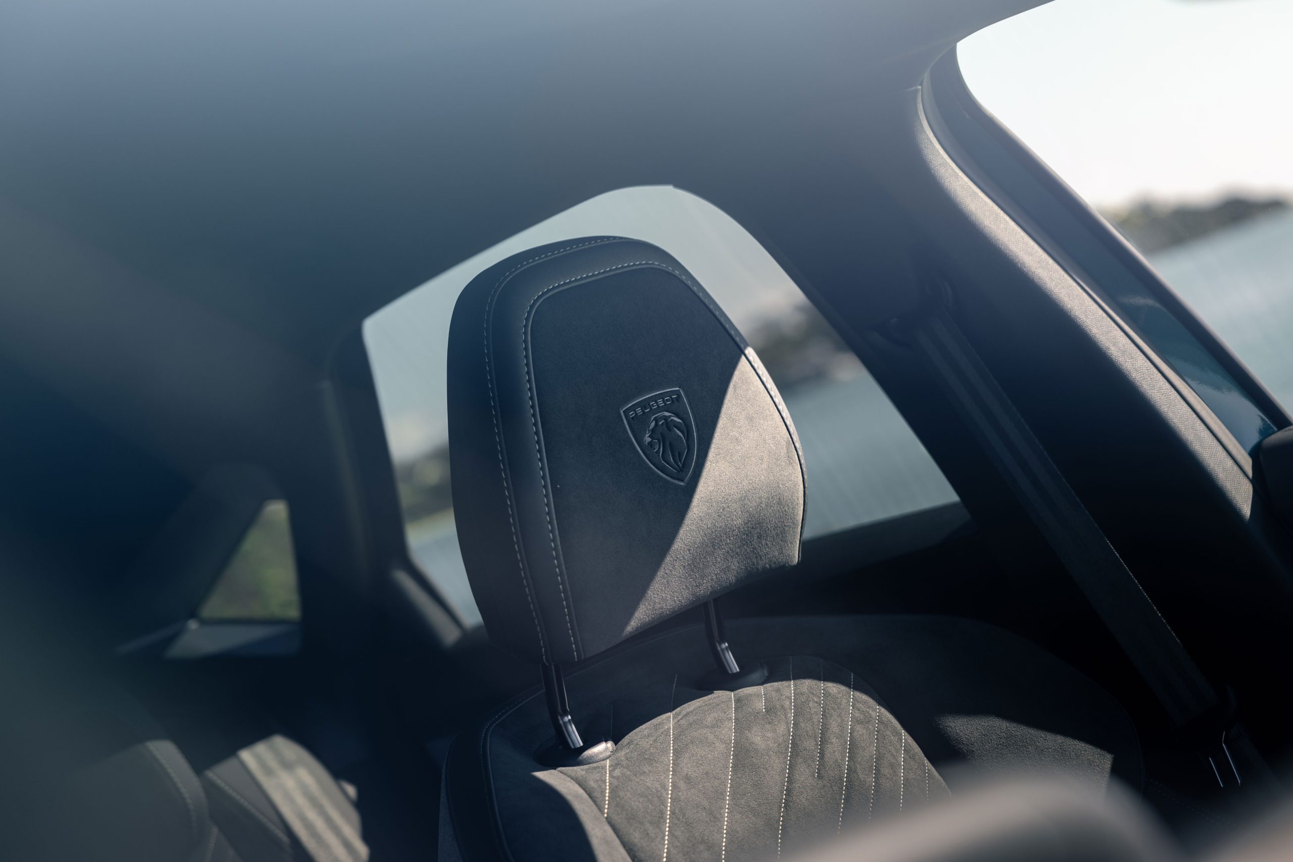 Peugeot 3008 Hybrid interior
